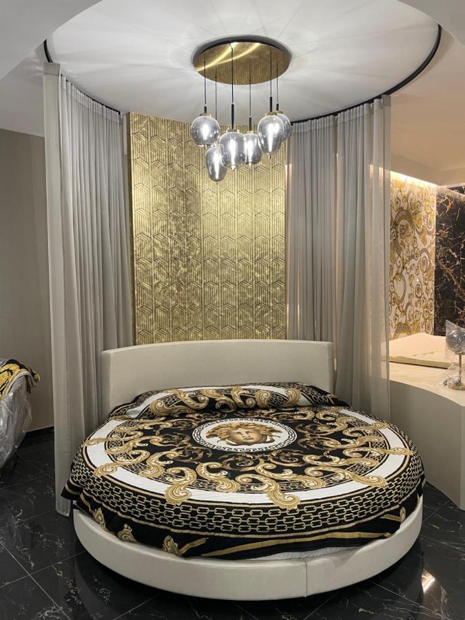 קורליאונה Versace Luxury Room מראה חיצוני תמונה