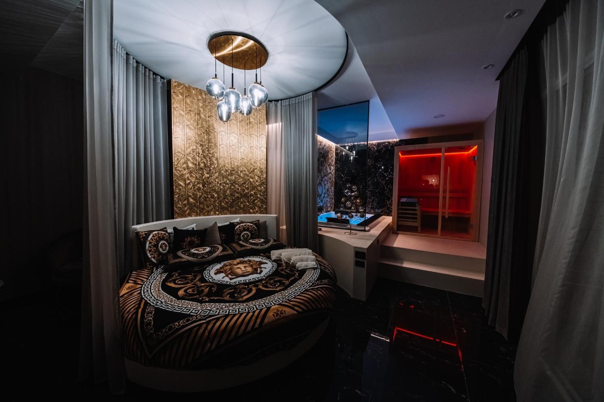קורליאונה Versace Luxury Room מראה חיצוני תמונה