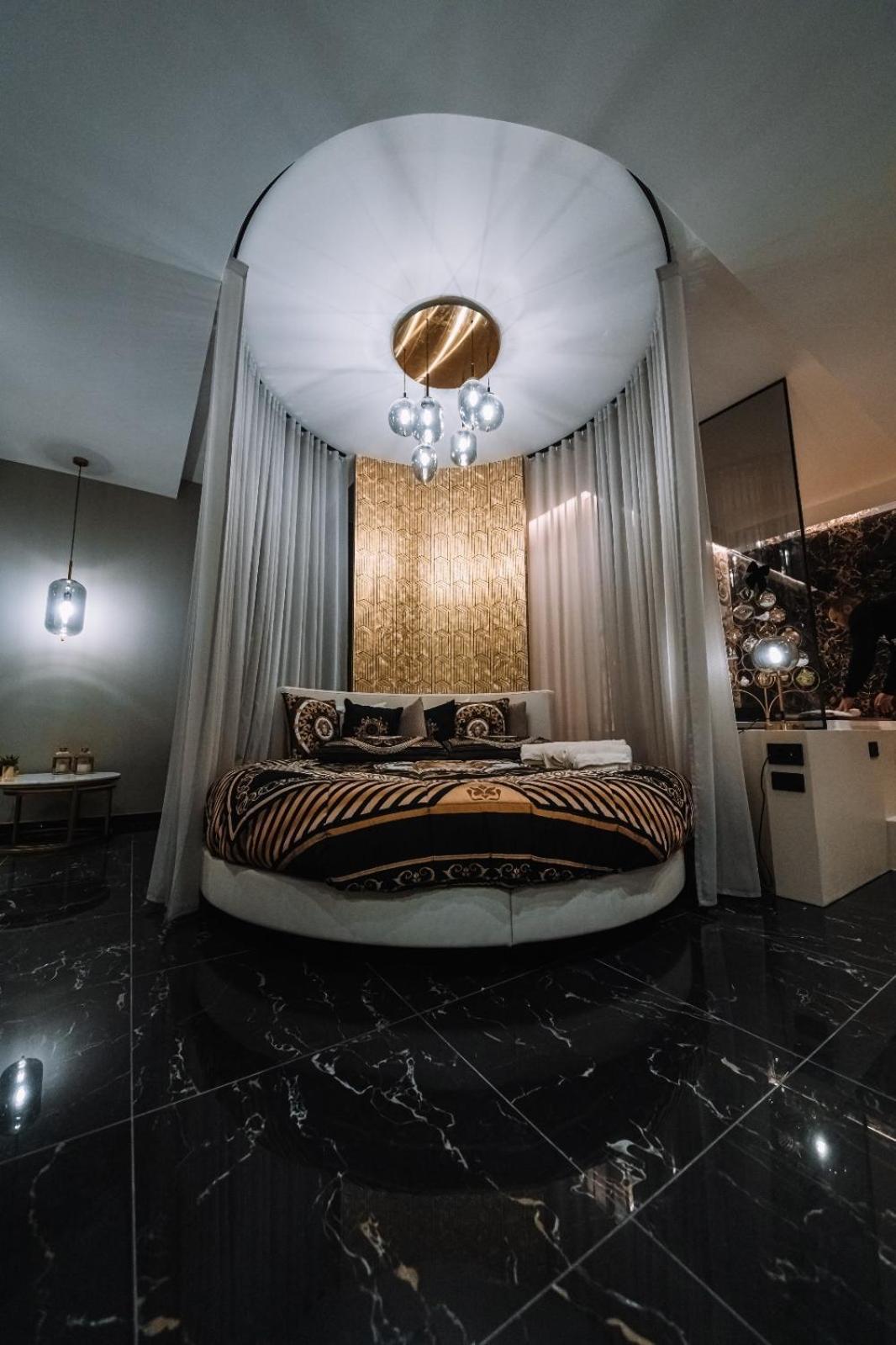 קורליאונה Versace Luxury Room מראה חיצוני תמונה